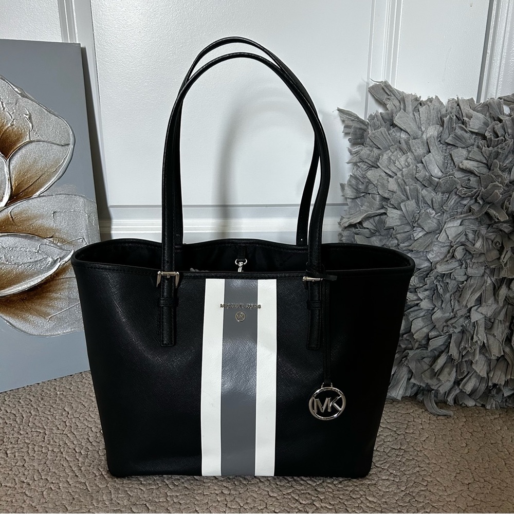 Michael Kors Jet Set Travel Tote | Black with Sporty Stripe | MK Logo Charm